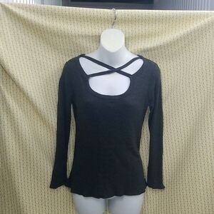 Fashion Nova Crisscross Long sleeve Top